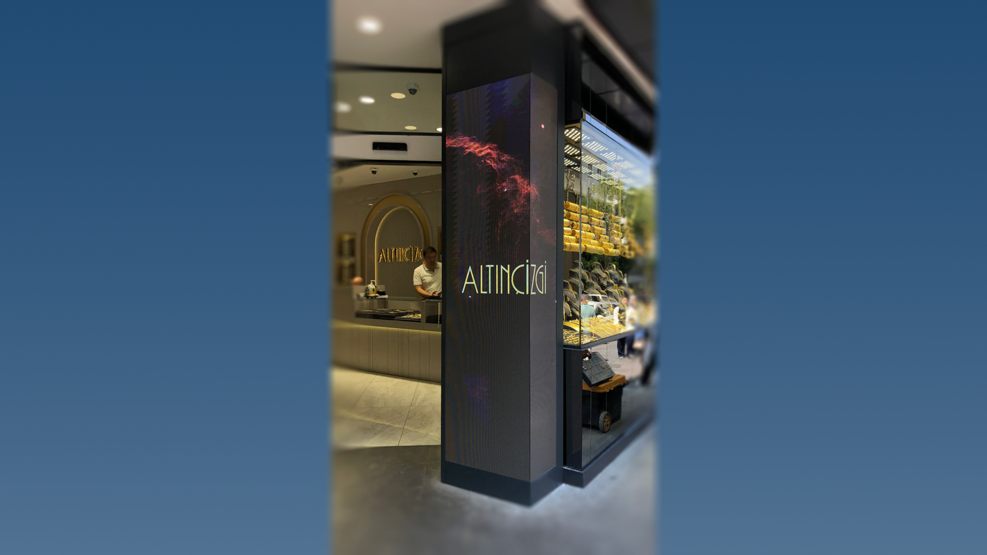 Altınçizgi Ankara Ulus Bayiliğine 90° Köşeli LED Videowall Image